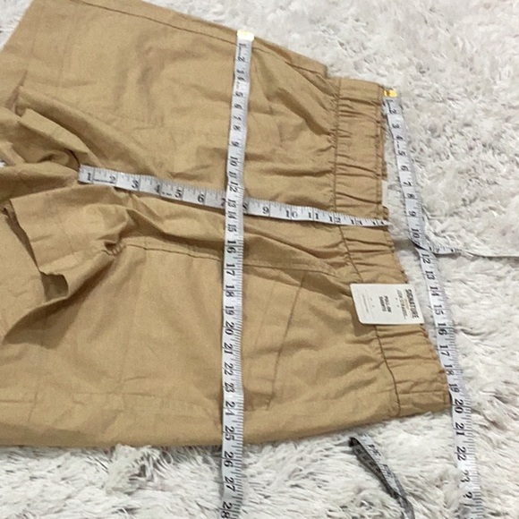 Levi Strauss signature gold woman’s size 3X pull on short gold color NWT… - Picture 11 of 12